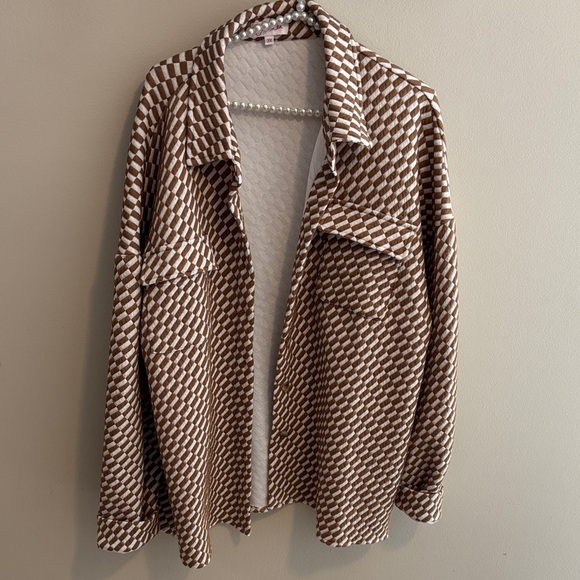 Jess Lea Jackets & Blazers - Jess Lea size 3x Brown and White Checkered Shirt Jacket